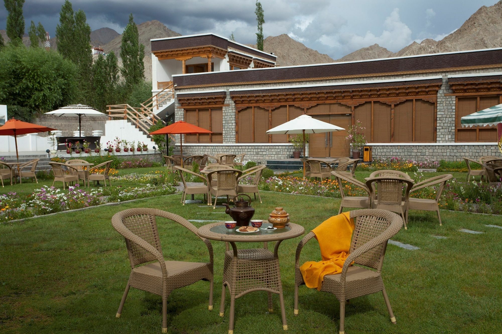 The Grand Dragon Ladakh Otel Leh Dış mekan fotoğraf